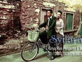 Syifarah Foto Prewedding Surabaya: Foto prewedding di kota tua Surabaya