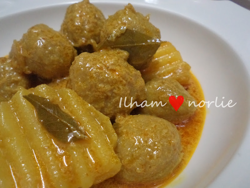 ILHAM JIWA RASAKU: KUAH KARI BEBOLA DAGING