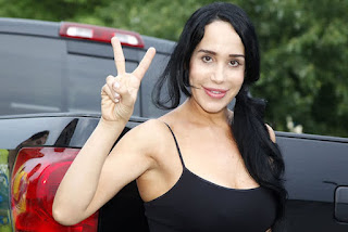 Nadya Suleman driving the car