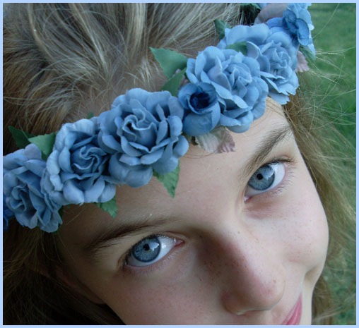 blue flower crown Want a cheaper version I Made something similar for my 