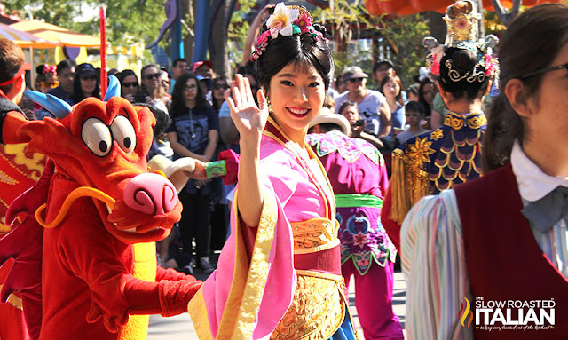 Mulan Disneyland Lunar Unique Year