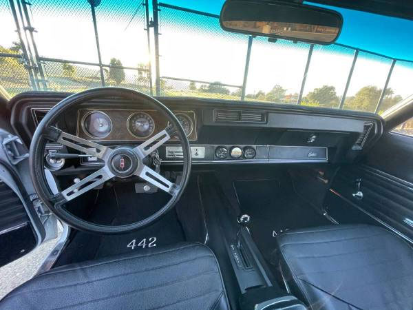 Interior, 1971 Oldsmobile Cutlass 442 Tribute