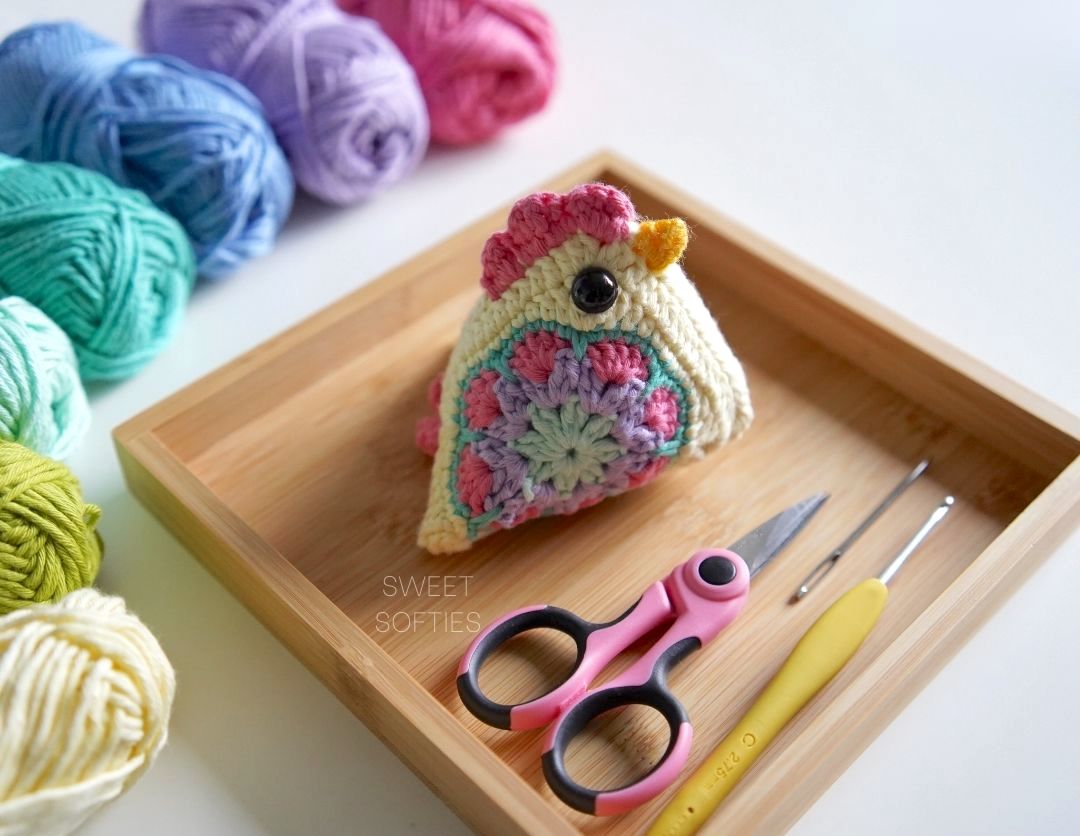 Guide to Hook Sizes for Amigurumi Crocheters - Sweet Softies