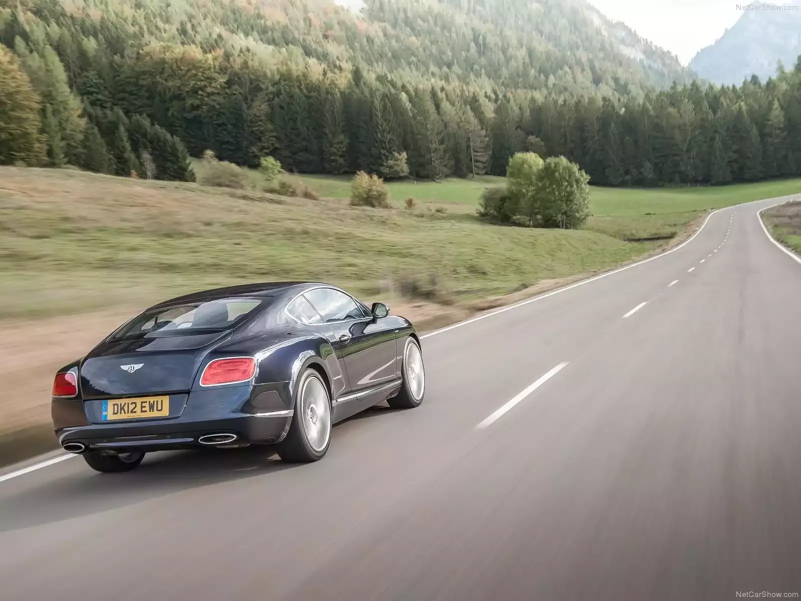 Hình ảnh xe ô tô Bentley Continental GT Speed 2013 & nội ngoại thất