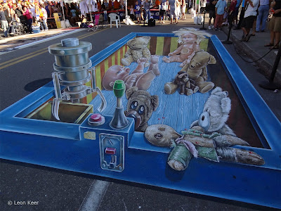 chalk art festival - sarosata chalk art - leon keer chalk art