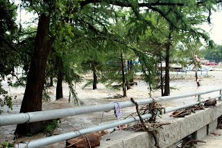 After the Flood: Rise and Fall of the Guadalupe River Jun 9, 2010