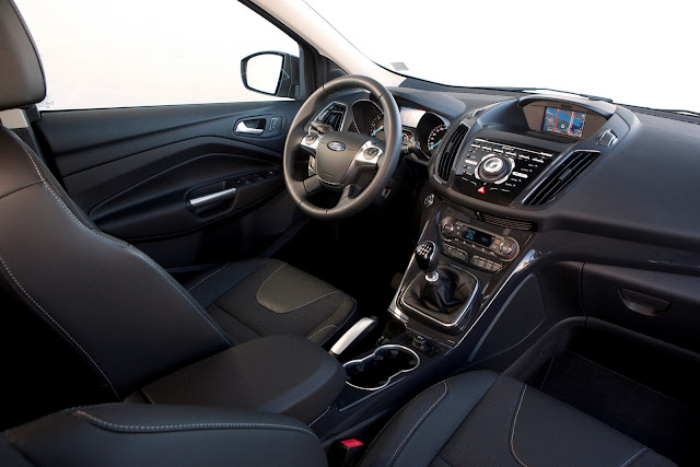 Interior de Ford Kuga 2013