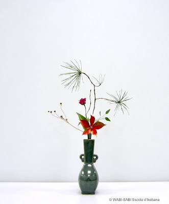 Ikebana-tatehana-wabisabi-escoladikebana