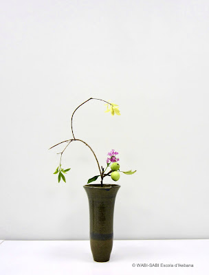 Ikebana-shoka-shimputai-wabisabi-escoladikebana