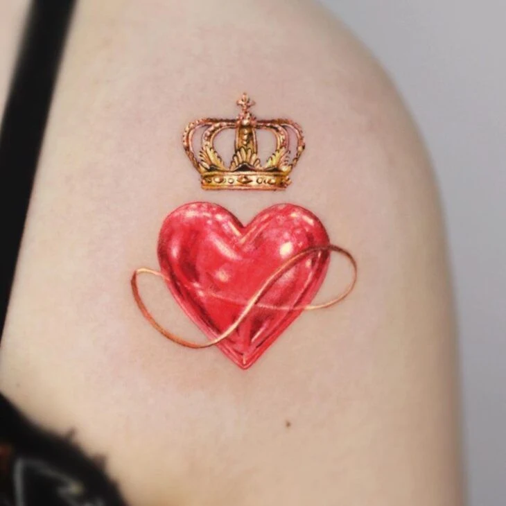 Tatuajes de coronas para princesas