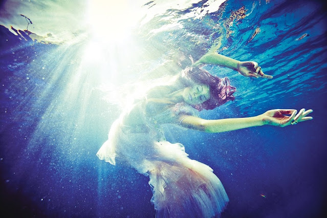 Bruna Abdullah’s Underwater Photo-shoot
