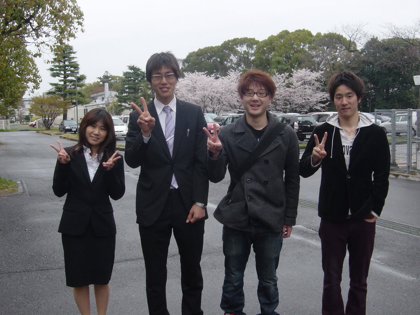 大学入学式の男子スーツの選び方 着こなし例 おすすめブランドなどのまとめ Cureco Beta