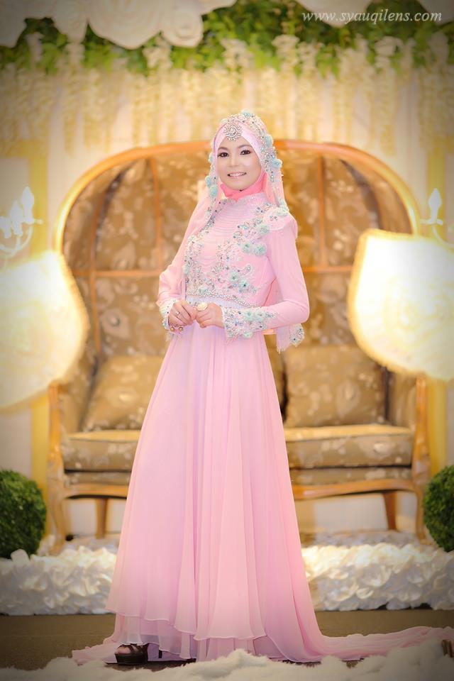 5 Contoh Baju Pengantin Muslim Modern Terbaru 2022