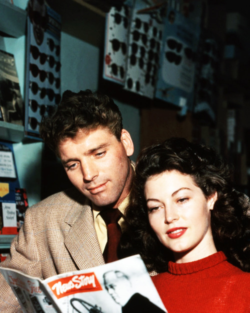 1946. Burt Lancaster and Ava Gardner on the set of The Killers