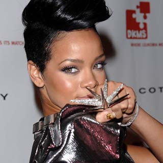 Rihanna – Watch n' Learn Lyrics | Letras | Lirik | Tekst | Text | Testo | Paroles - Source: musicjuzz.blogspot.com