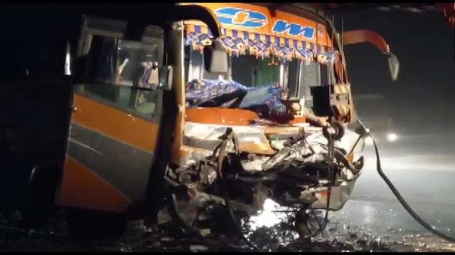 गुजरात: बस चालक को आया हार्ट अटैक, टक्कर में 9 की मौत, 28 घायल