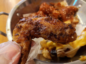 22 Dul Dul Korean Fried Chicken Factory in Mount Austin Johor Bahru 韩国炸鸡工厂