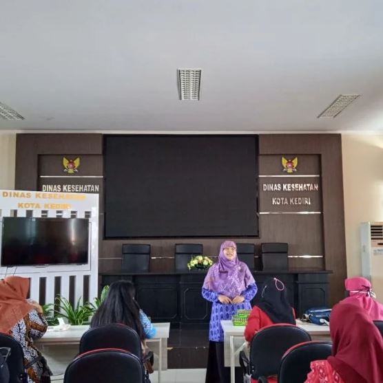 Dinkes Kota Kediri Gelar Koordinasi dan Evaluasi Skrining Kesehatan Anak Sekolah SMP dan SMA