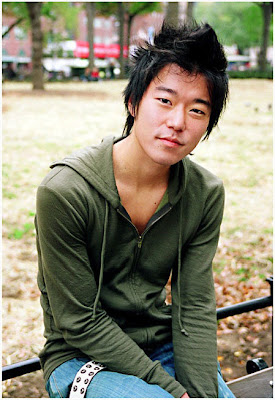 Aaron Yoo hairstyles