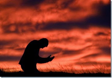 man-kneeling-in-prayer