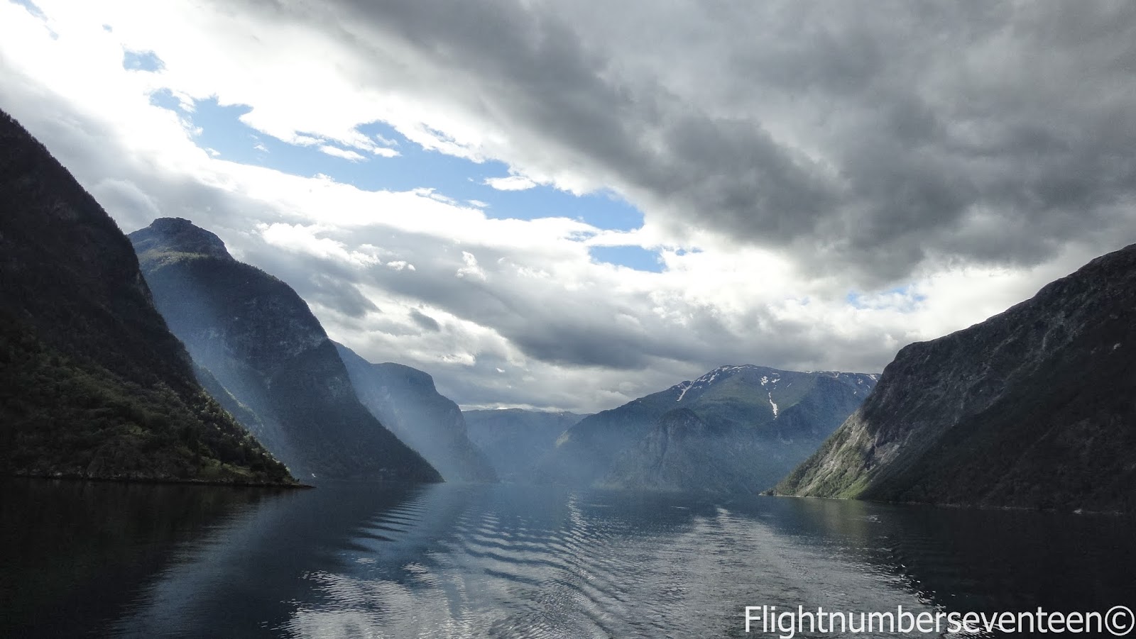 Noruega - Fiordo de Nærøy (Nærøyfjord)