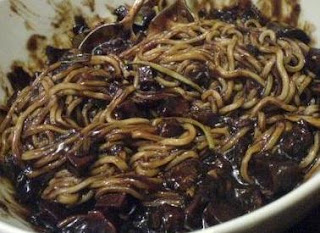 cara membuat Jajangmyeon, korean black bean noodle, makanan korea, masakan korea, resep Jjajangmyeon, resep makanan korea, resep masakan korea