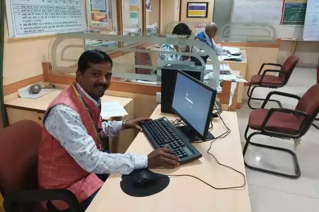 48 Balram LIC Agent from Sehore District of Madhya Pradesh