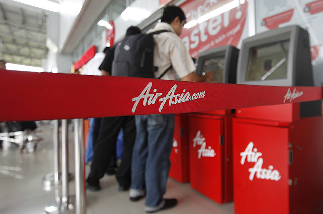 Air Asia Mula Kenakan Bayaran RM20-RM30 Untuk Check-In Di Kaunter Bermula 1 September 2020