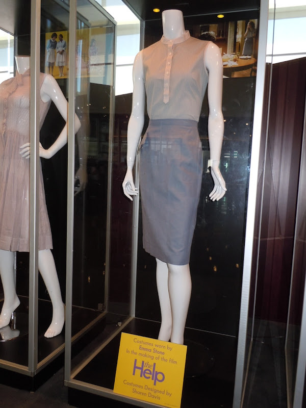 Emma Stone The Help costumes