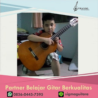 Les Privat Gitar di Surabaya Timur