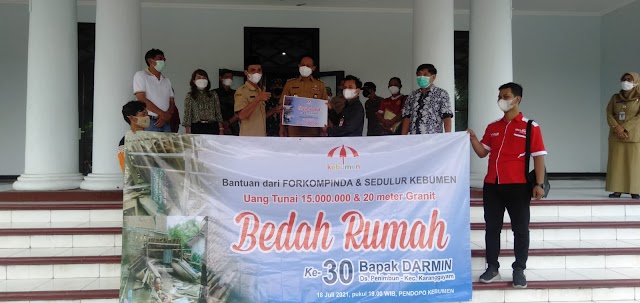 Aksi Sosial Sedulur Kebumen Bedah Rumah Ambruk Milik Darmin Warga Penimbun