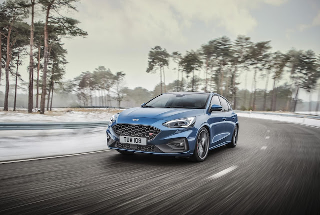 ford-focus-st-2019-frontal-3-4