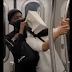 【動画】米ニューヨークの地下鉄車内で黒人の男がアジア人男性を無差別に暴行
