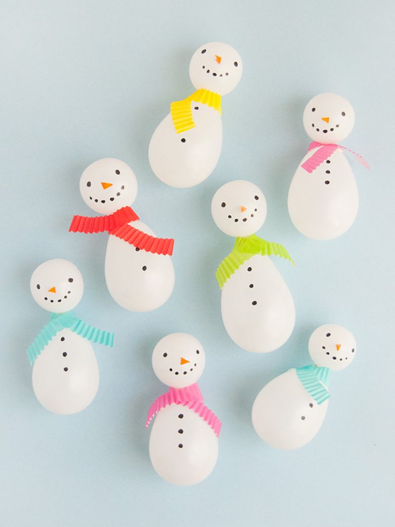 Balloon snowmen - snowman crafts for kids