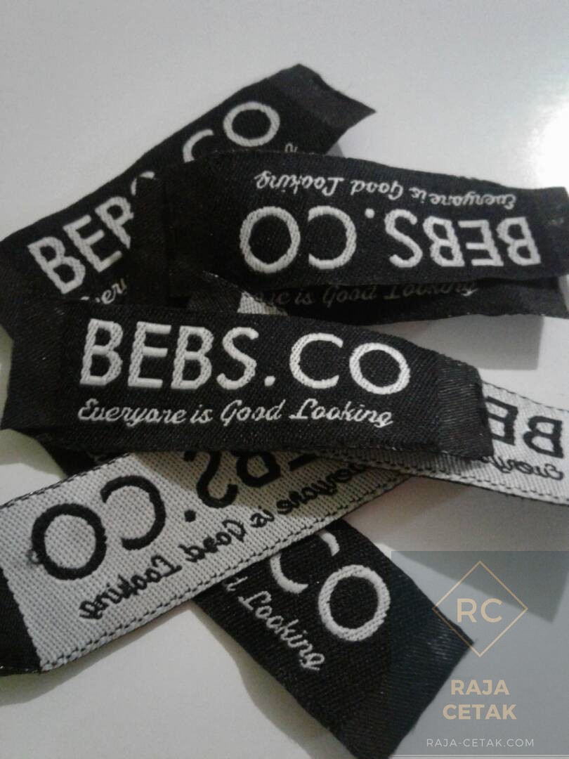 Label Baju Woven Dapat Menambah Nilai Jual Brand Anda