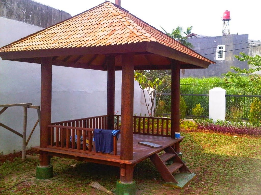 Saung Taman Minimalis Dari Bahan Bambu