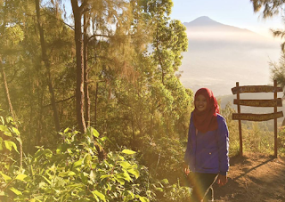 gunung di Jawa Timur untuk pendakian 