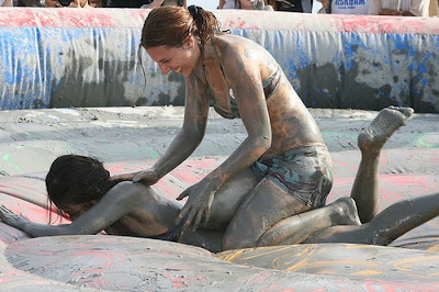 Dirty Girls at Muddy Festival