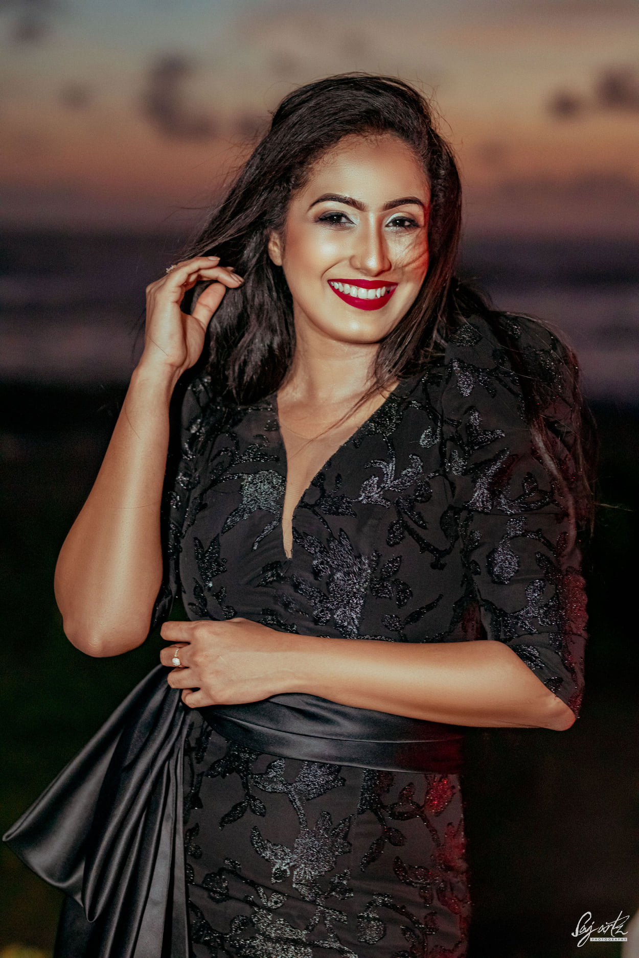 Sti Lankan Actress, Model Dinithi Walgamage photos and videos on 16pluslk.com. Dinithi Walgamage Biography, videos, Instagram, tiktok, leaked videos.