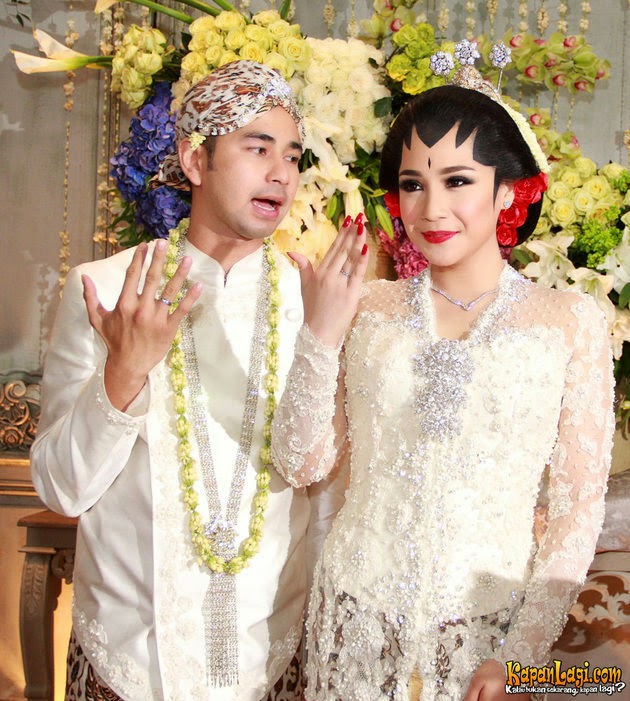  Model  Kebaya Pesta Pernikahan Raffi Ahmad dan Nagita 