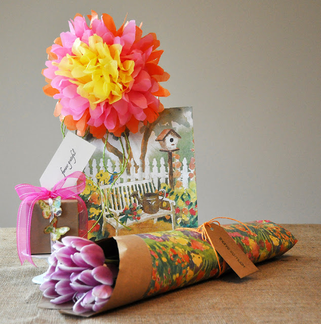 Creative Bag floral packaging ideas using wrapping paper