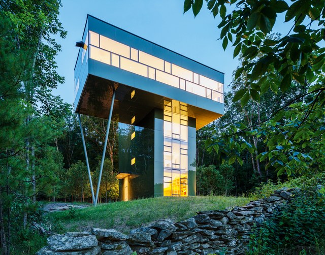  Extérieur d'une maison moderne conçue par l'architecte Peter Gluck.