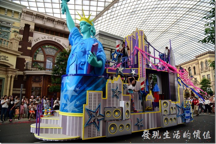 日本大阪-環球影城。記得上次也有自由女神像。