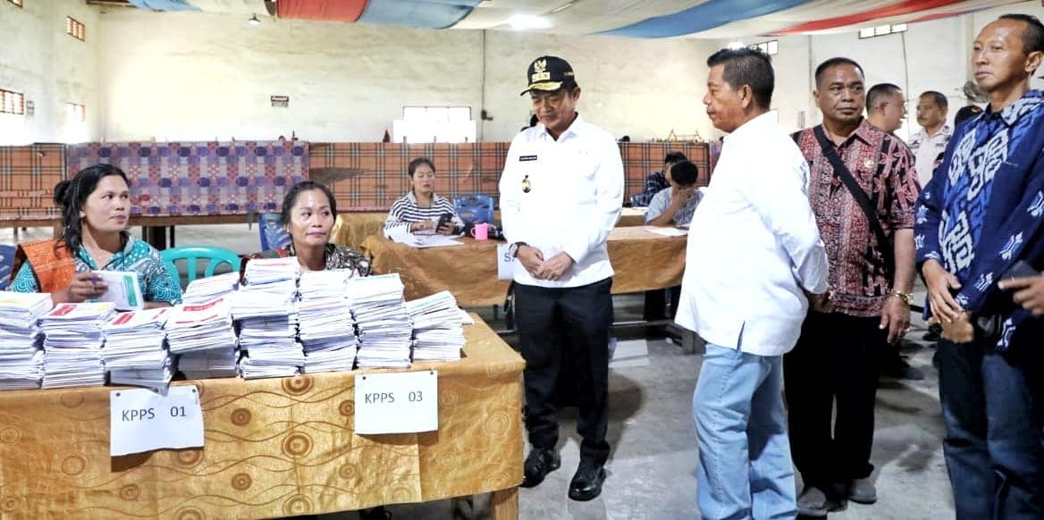 Pj. Gubsu dan Bupati Simalungun Monitoring Pemilu di Tanoh Habonaron Do Bona
