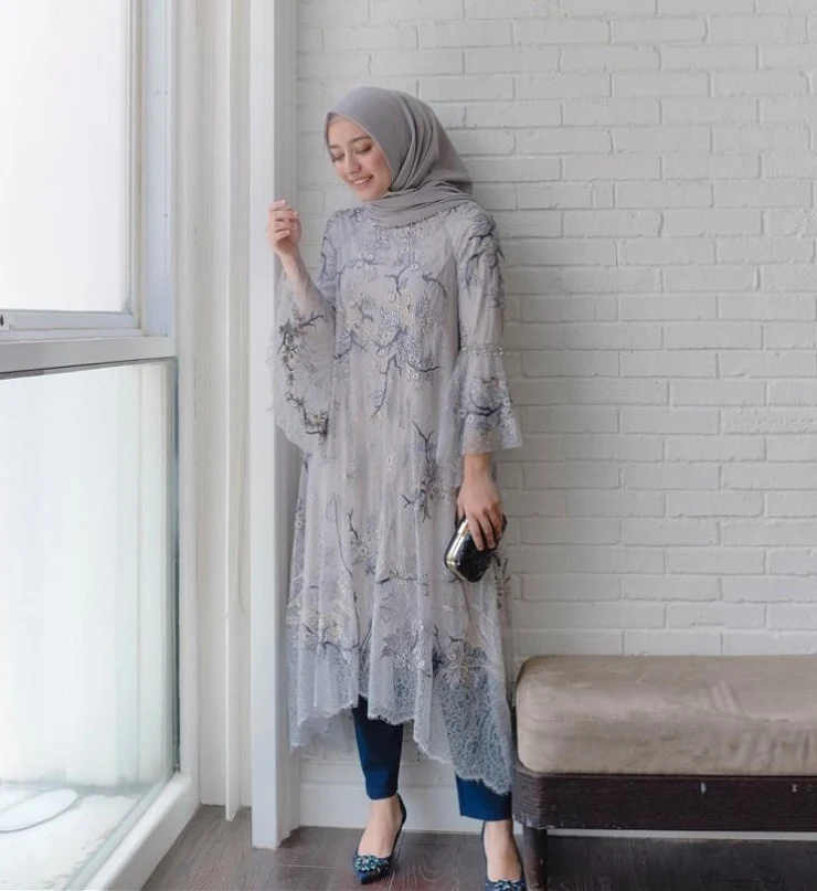 25 Model Baju Lebaran 2021 Yang Modis Kekinian Untuk
