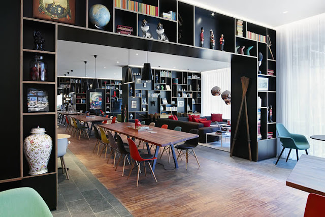 citizenm tower hill london hotel review design furniture