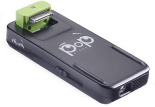 Proyektor Mini Ala iPod dan iPhone