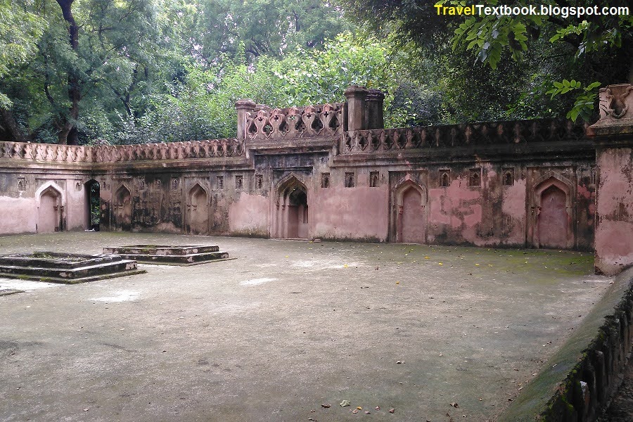 Bagh-I-Alam Ka Gumbad