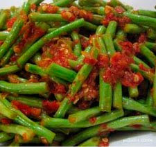 Spicy Snake Beans Saute (Tumis Kacang Panjang Pedas)