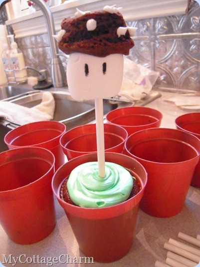 mario mushroom cupcakes